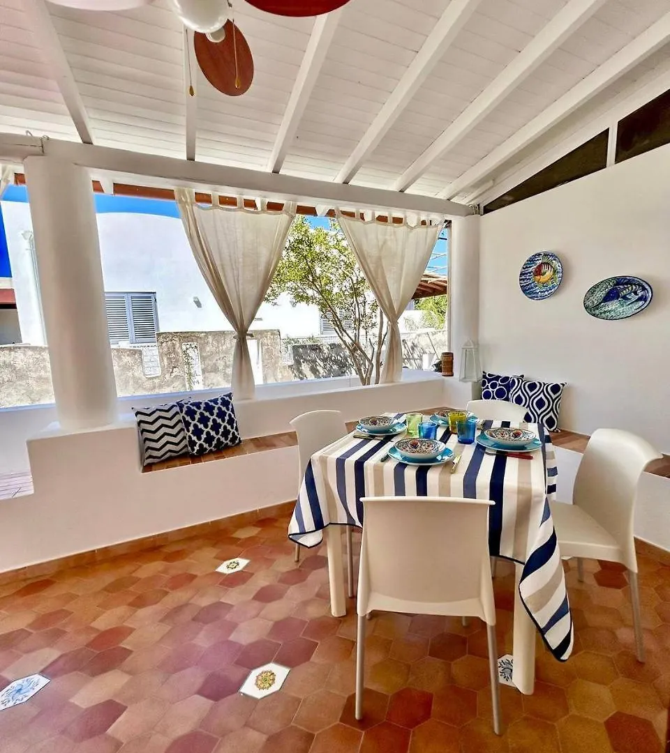 Cottage Pia Vulcano  0*, Vulcano (Isola) Italy