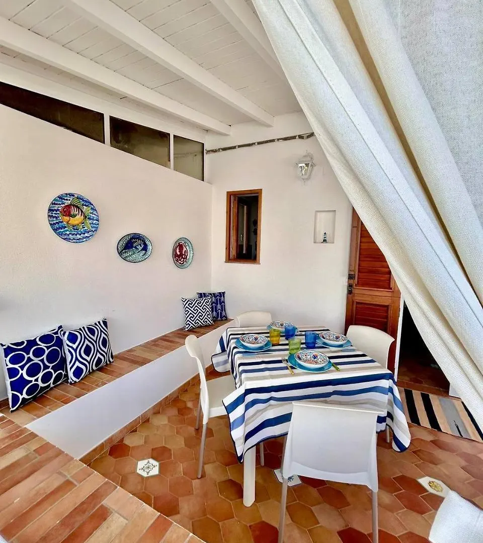 Cottage Pia Vulcano  Italy