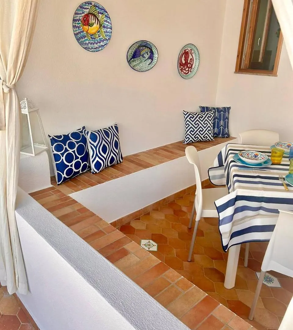 Apartment Cottage Pia Vulcano  Italy
