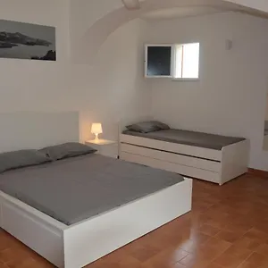 Casa Luvi Vulcano (Isola)