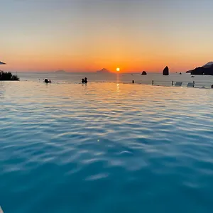 Therasia Sea And - The Leading Of The World Hotel